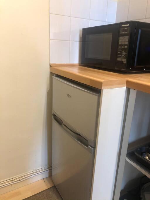Marcela's Place - Private Near Heathrow Apartment West Drayton (Middlesex)
