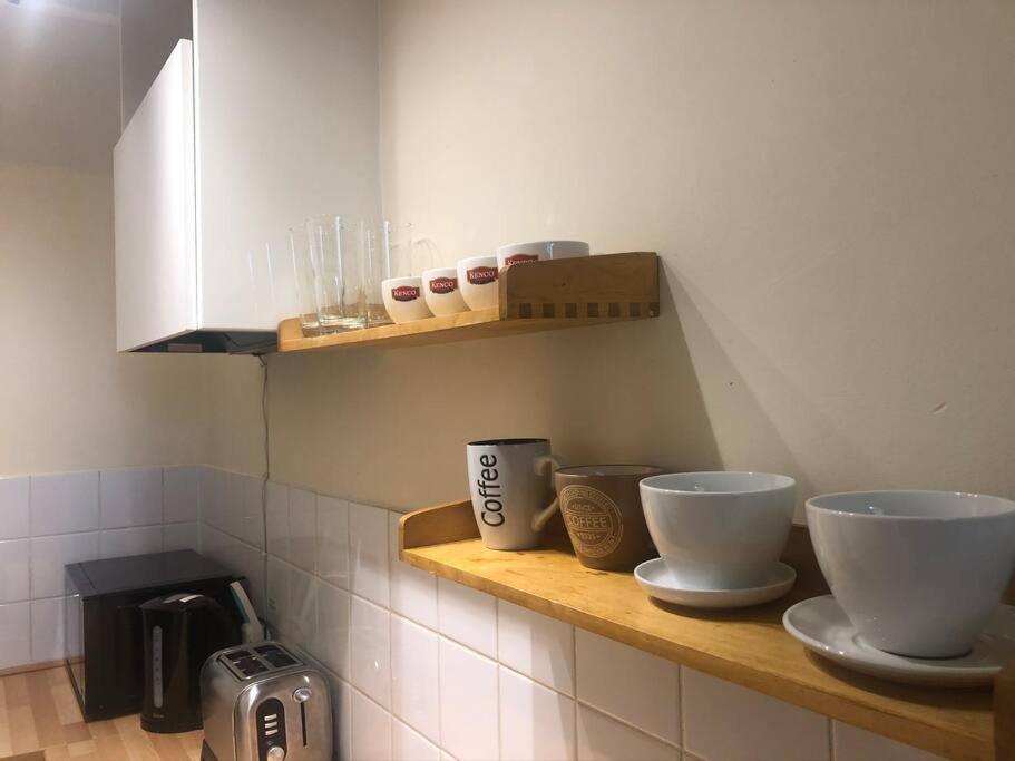 Marcela's Place - Private Near Heathrow West Drayton (Middlesex)